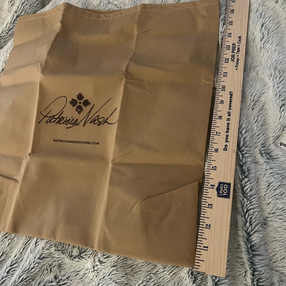 Patricia Nash Brown Dust Bag - Picture 2 of 5